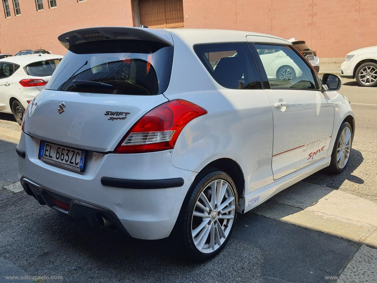 SUZUKI Swift 1.6 VVT 3p. Sport