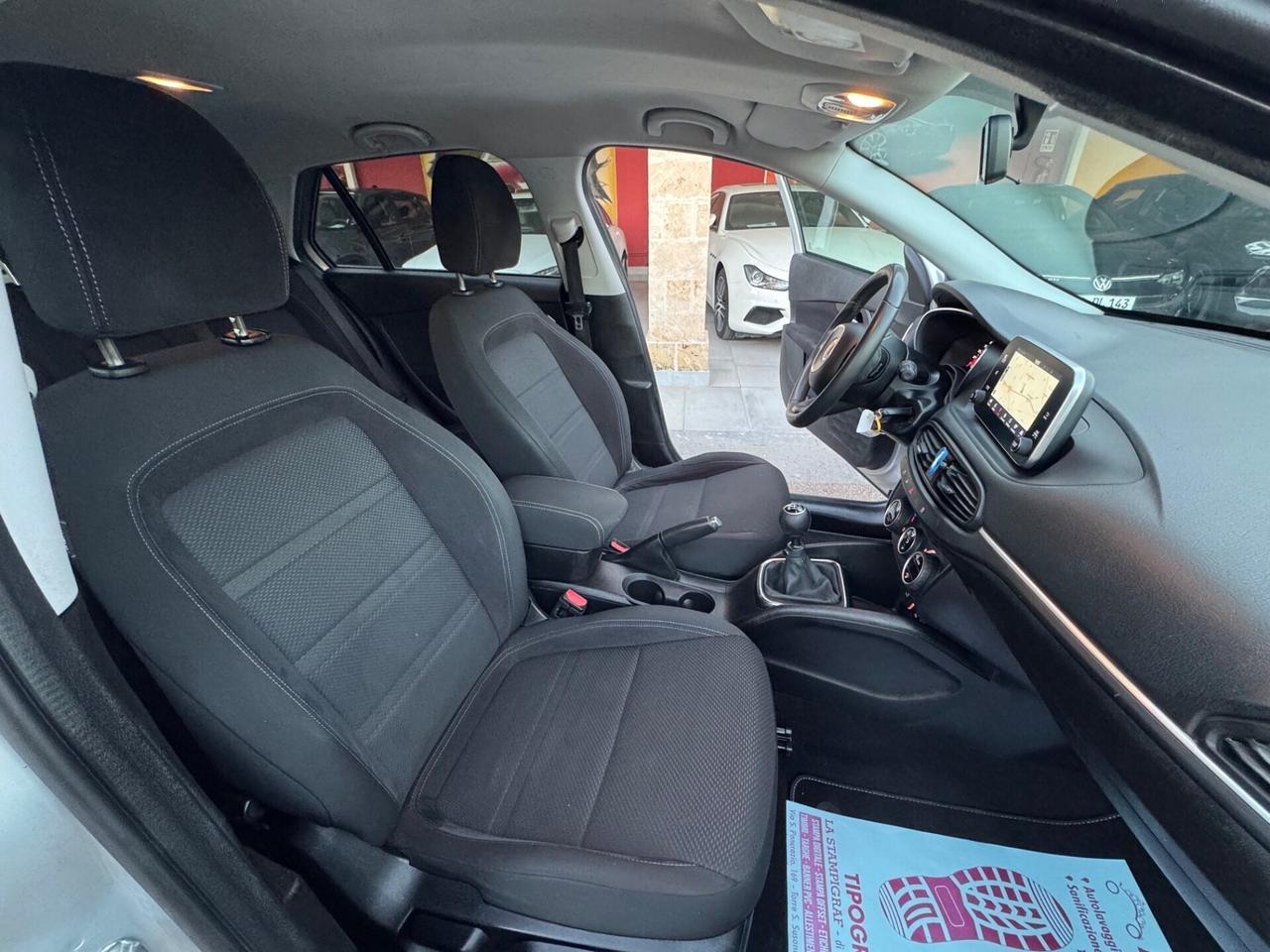 Fiat Tipo 1.6 Mjt SW Lounge Navi Retro Carplay