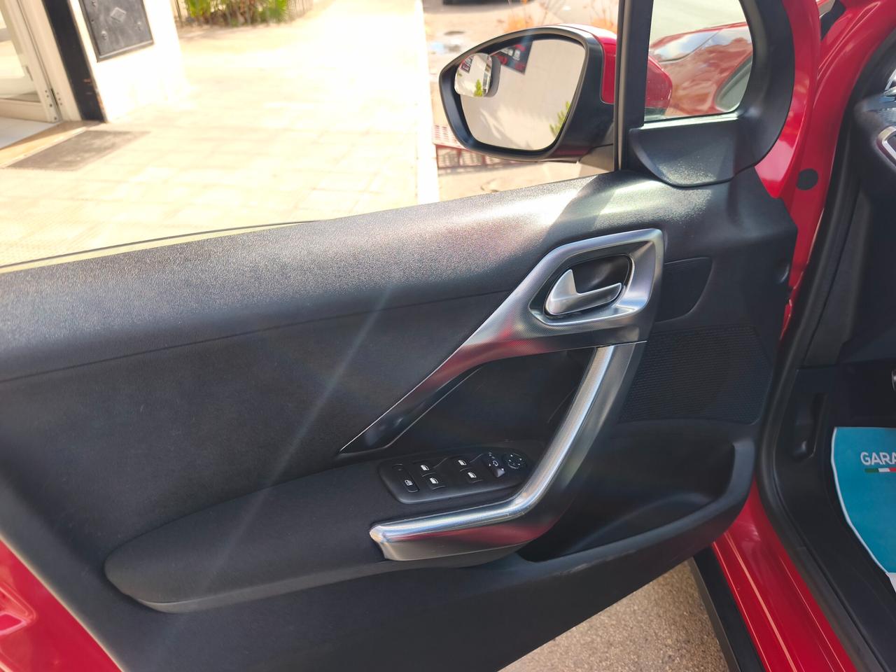 Peugeot 2008 BlueHDi 120 S&S Allure