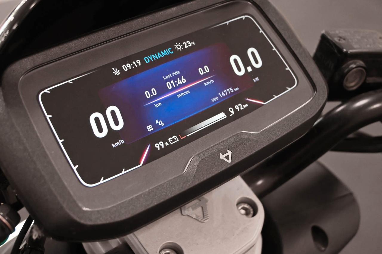 NIU NQi GTS (extended range)