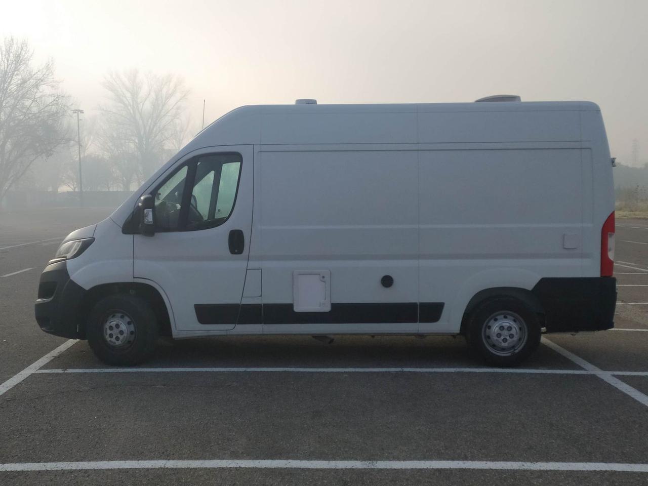 Peugeot Boxer Comfort 2.2 Blue HDI Camper #8237