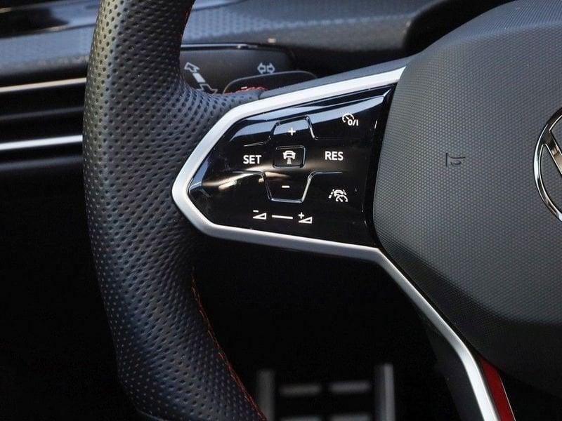 Volkswagen Golf 2.0 TSI GTI DSG 18" Harman Kardon Cockpit Led