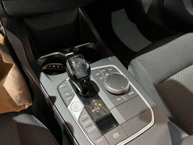 BMW 118 i 5p. Business Advantage "18 Msport /Nav/F.Led/Par