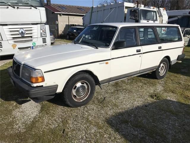 VOLVO 240 2.4 D6 D SW GLE