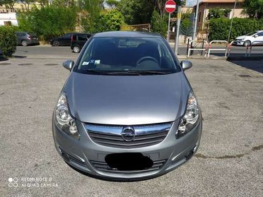 Opel Corsa Corsa IV 2010 3p 1.0 Edition