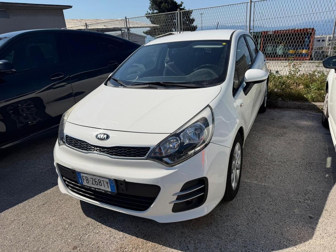 Kia Rio 1.2 CVVT 5p. Cool