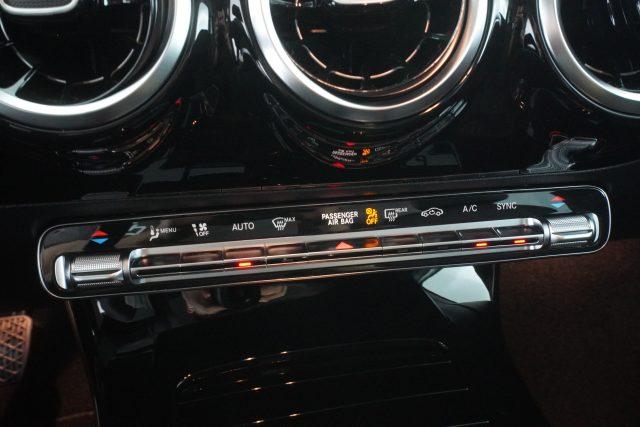 MERCEDES-BENZ A 180 A 180 Automatic Progressive Advanced