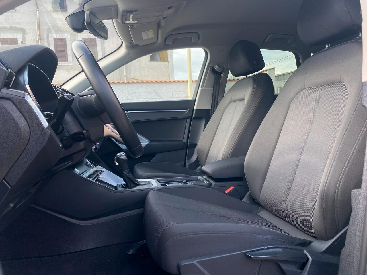 Audi Q3 Business 2.0 TDI 150CV s-tronic 35