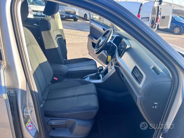 VOLKSWAGEN T-Roc 1.5 TSI ACT DSG Life