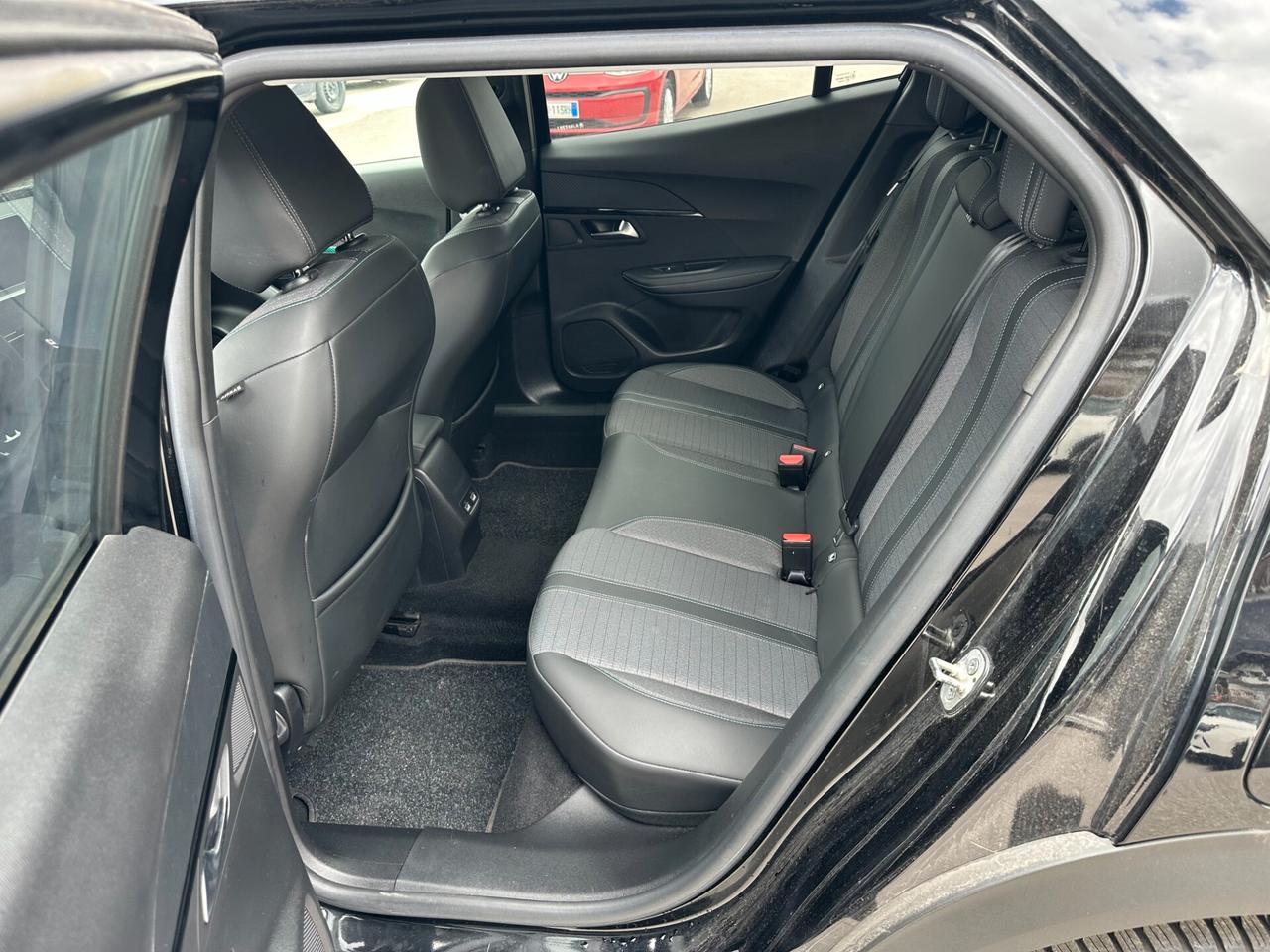 Peugeot 2008 PureTech 100 S&S Allure