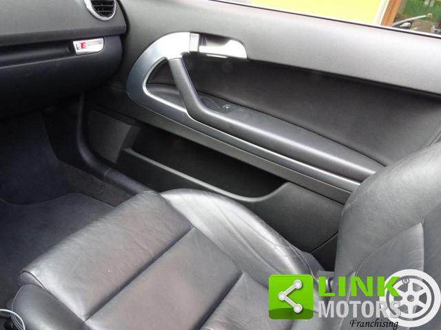 AUDI A3 CABRIO 1.6 TDI 105 CV S-LINE