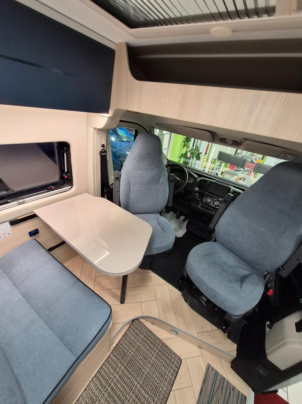 Challenger V114 MAX BREAK 4 POSTI EXTRA ACCESSORIATO