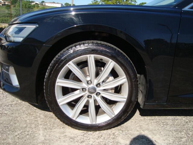 Audi A6 Avant 40 2.0 tdi mhev 204CV Design s-tronic