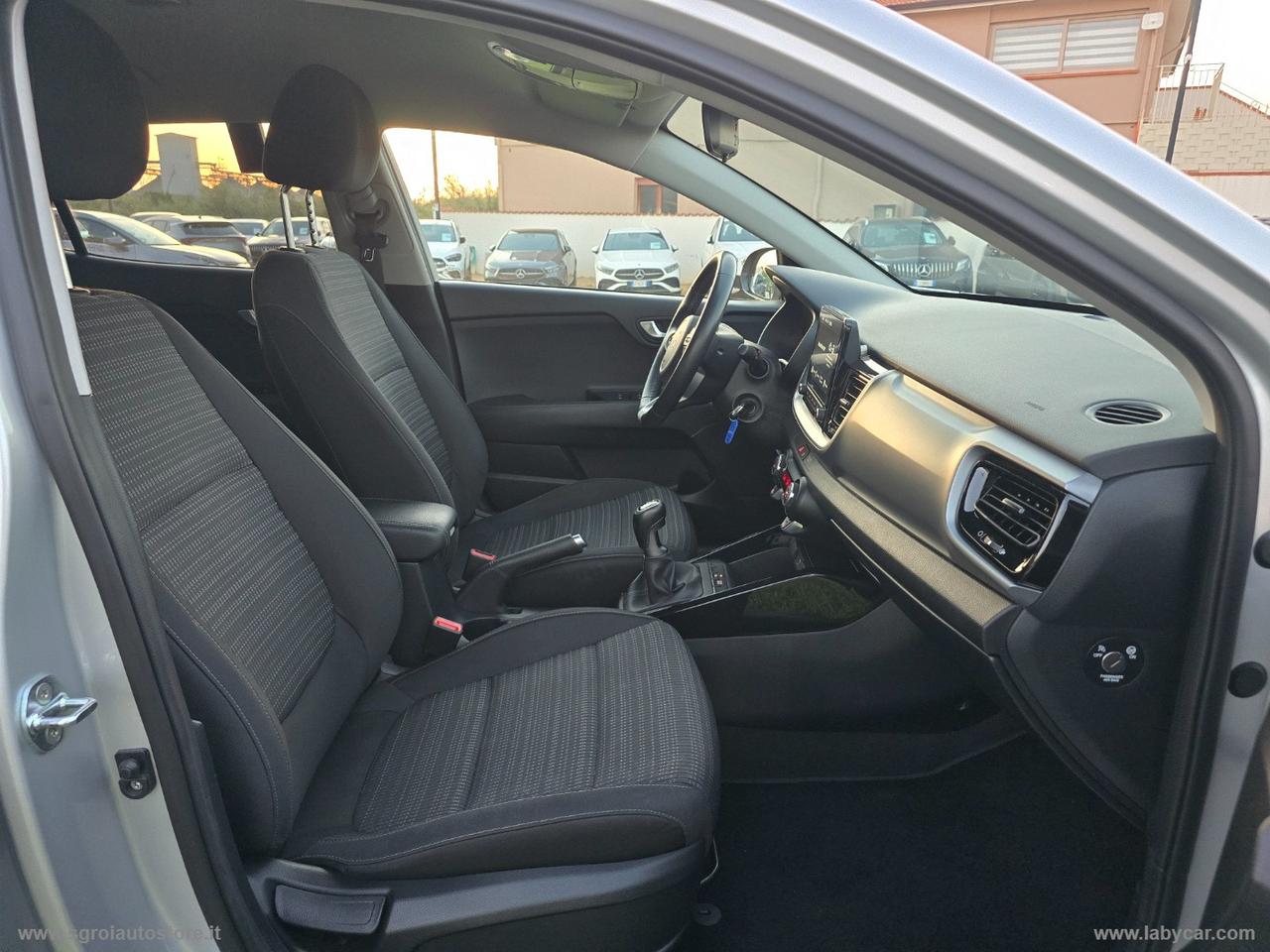 KIA Stonic 1.0 T-GDi 100 CV MHEV iMT Style