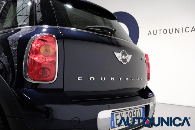 MINI Cooper D COUNTRYMAN AUTOMATICA