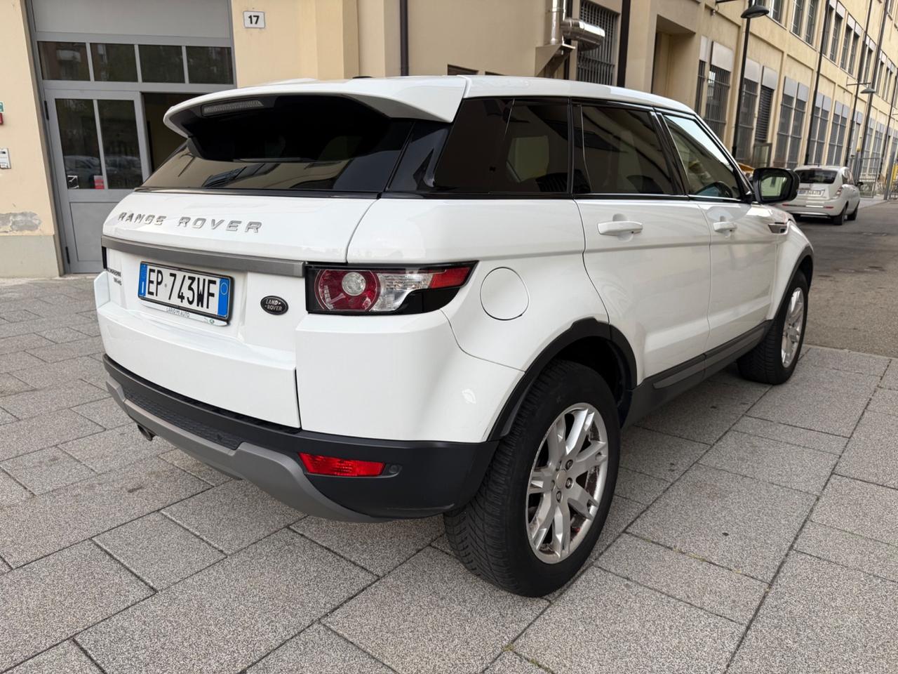 Land Rover Range Evoque 2.2 TD4 5p. Prestige