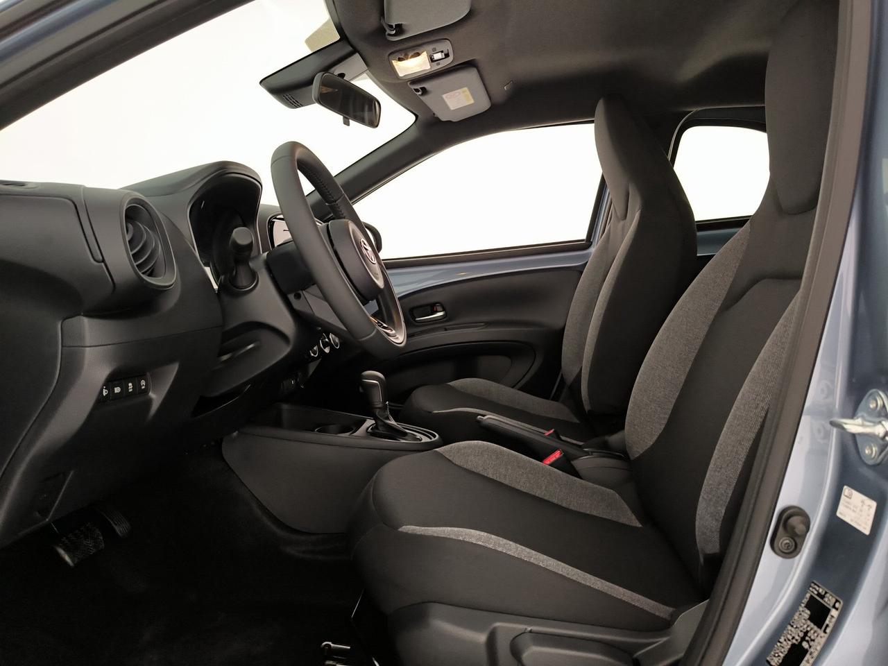 Toyota Aygo x 1.0 active 72cv s-cvt