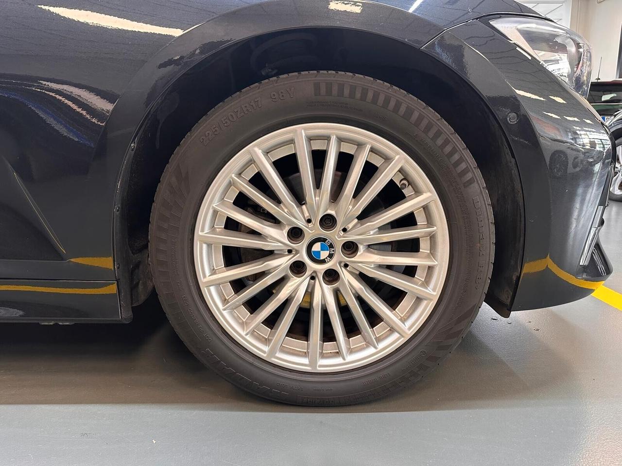 BMW 320 d Touring Luxury auto