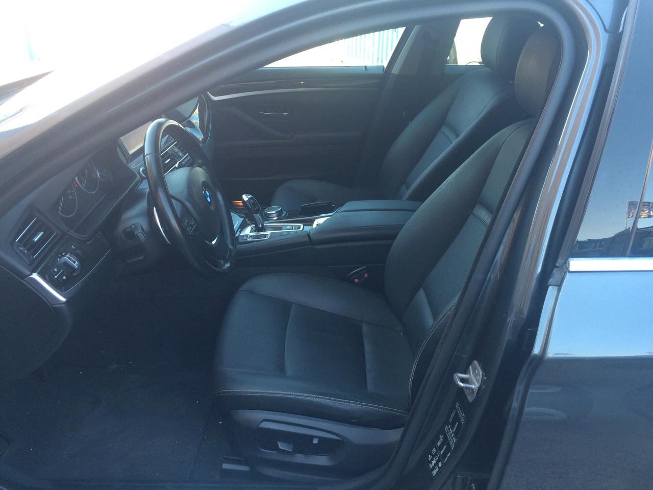 2016 Bmw 520d xDrive Luxury tagliandata con garanzia 12 mesi cambio e motore !!
