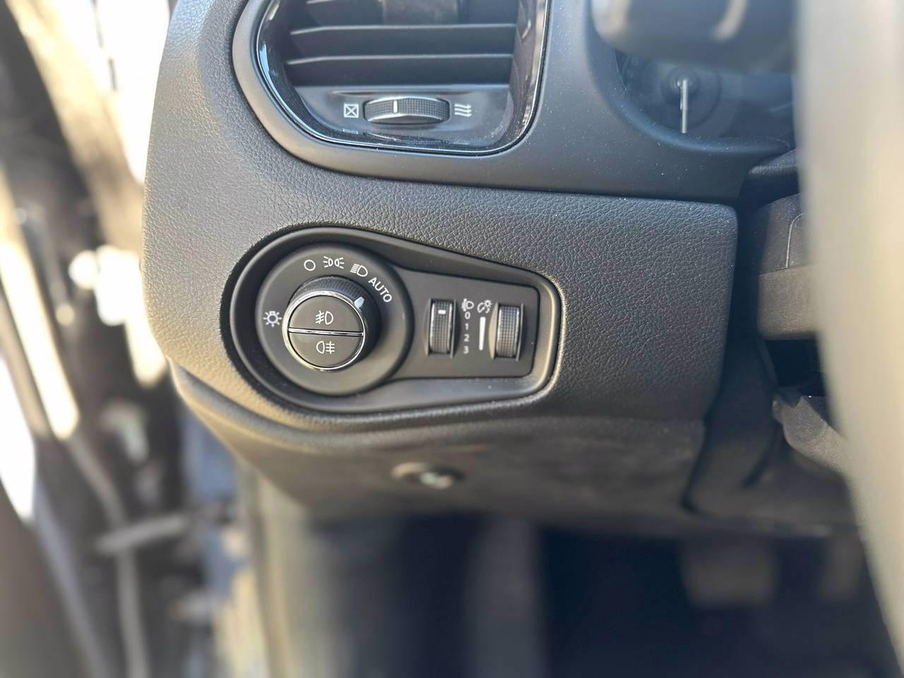 JEEP Renegade 2019 - Renegade 1.3 t4 phev Limited 4xe at6