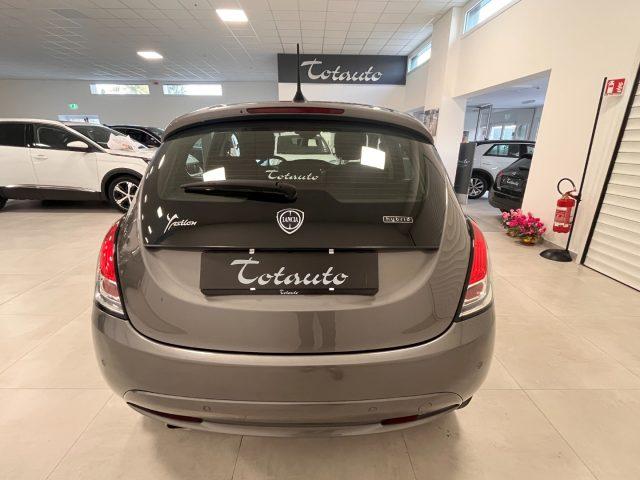 LANCIA Ypsilon 1.0 FireFly 5 porte S&S Hybrid Gold