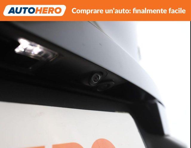 VOLVO XC40 T2 Momentum Pro