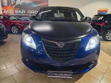 Lancia Ypsilon 1.2 69 CV 5 porte S Momodesign