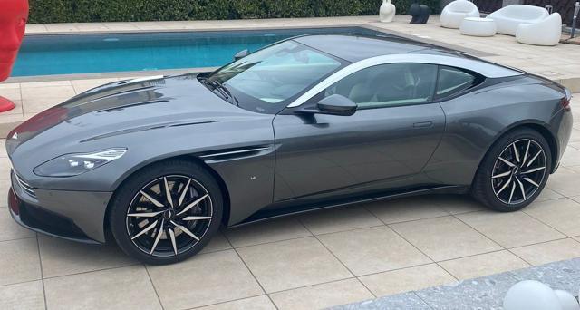 ASTON MARTIN DB11 V12 Coupé