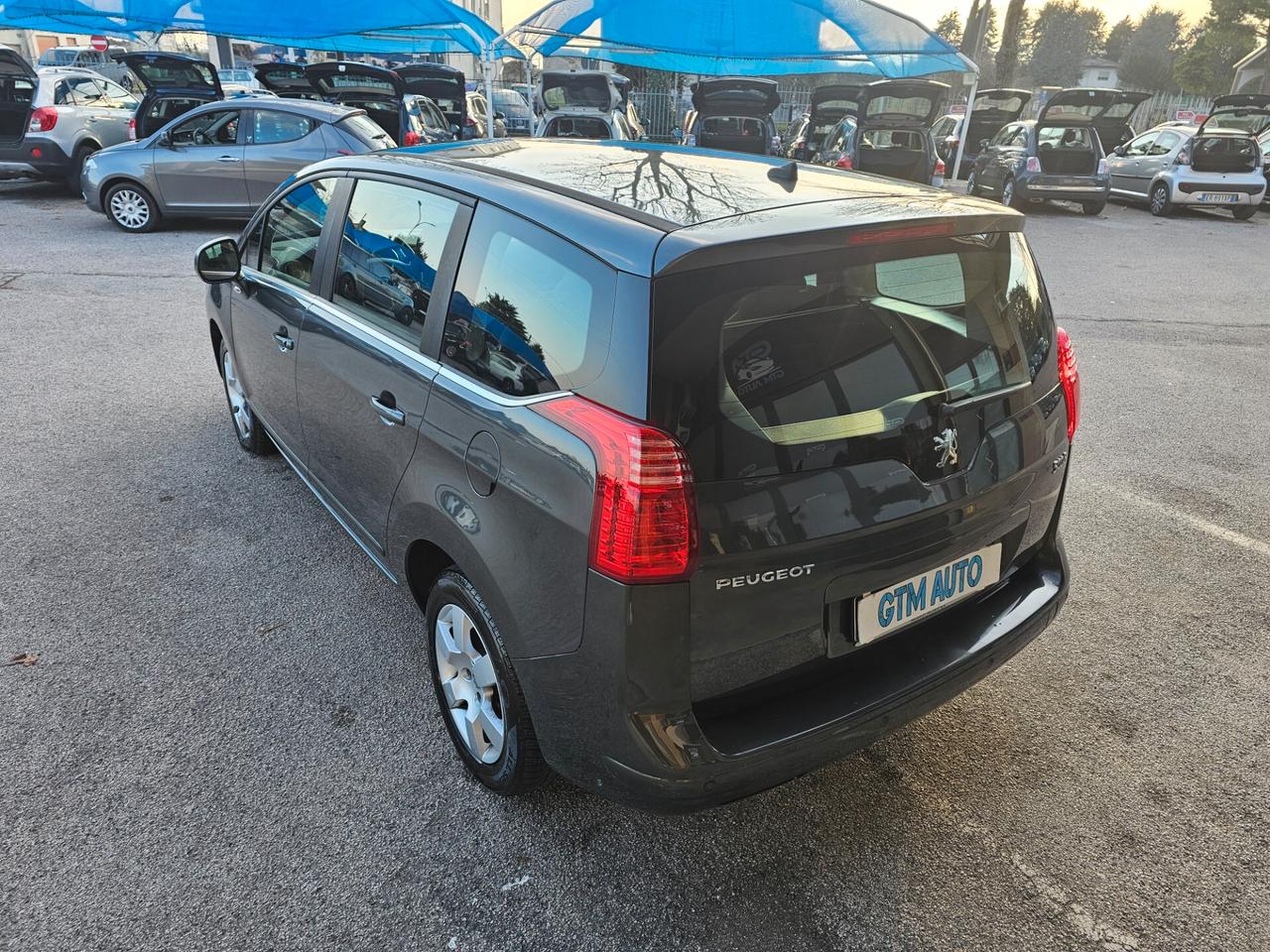 Peugeot 5008 1.6 HDi 112CV Access