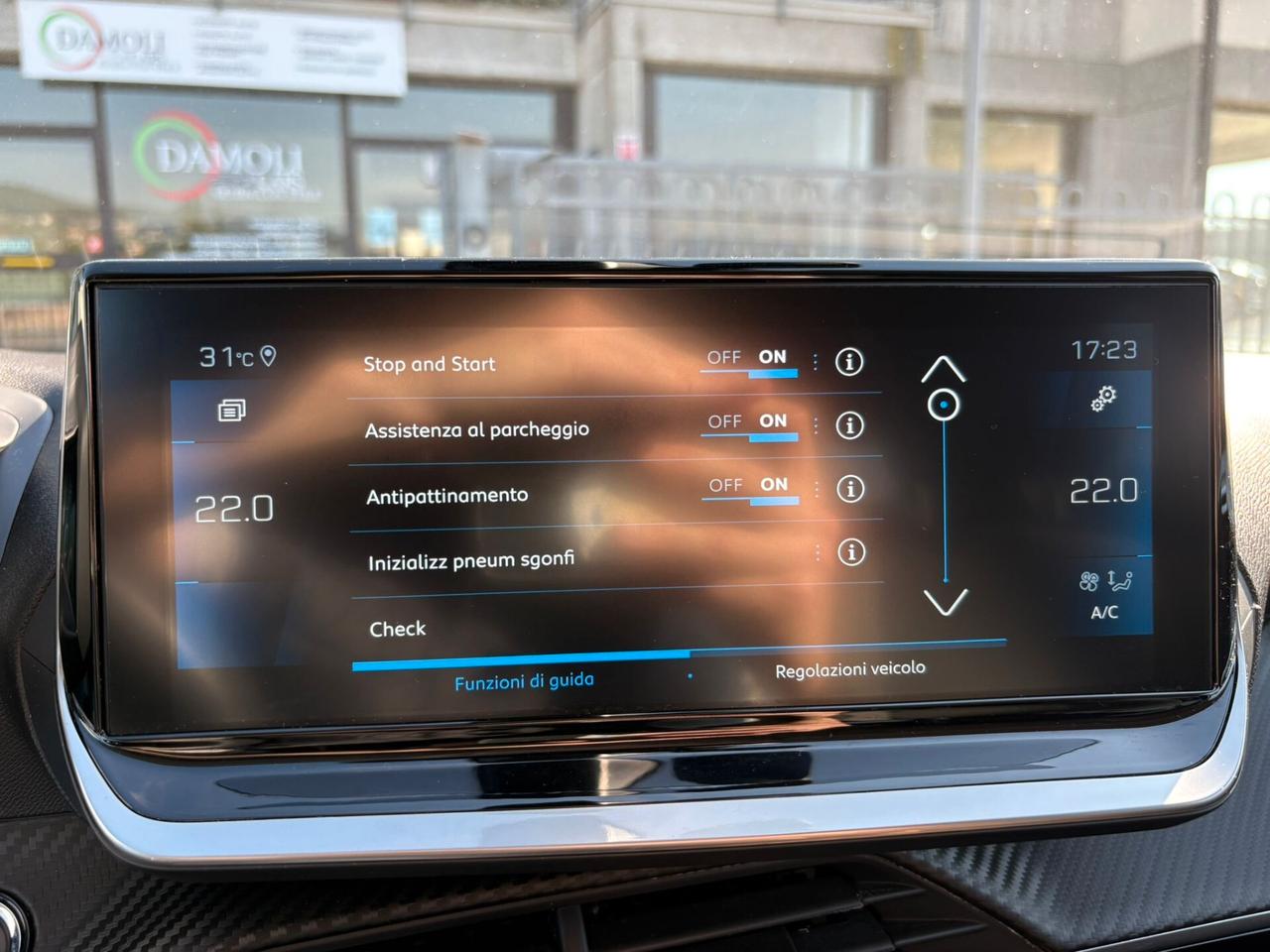 PEUGEOT 2008 1.5 BLUEHDI GT LINE