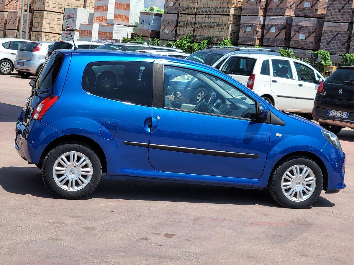 RENAULT - Twingo - 1.2 8V Dynamique