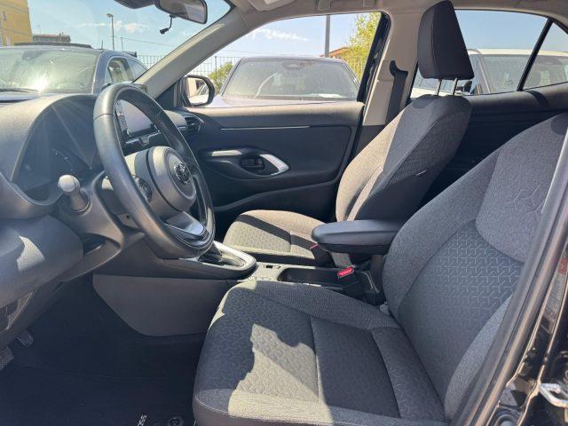 TOYOTA Yaris Cross 1.5 Hybrid 5p. E-CVT Business