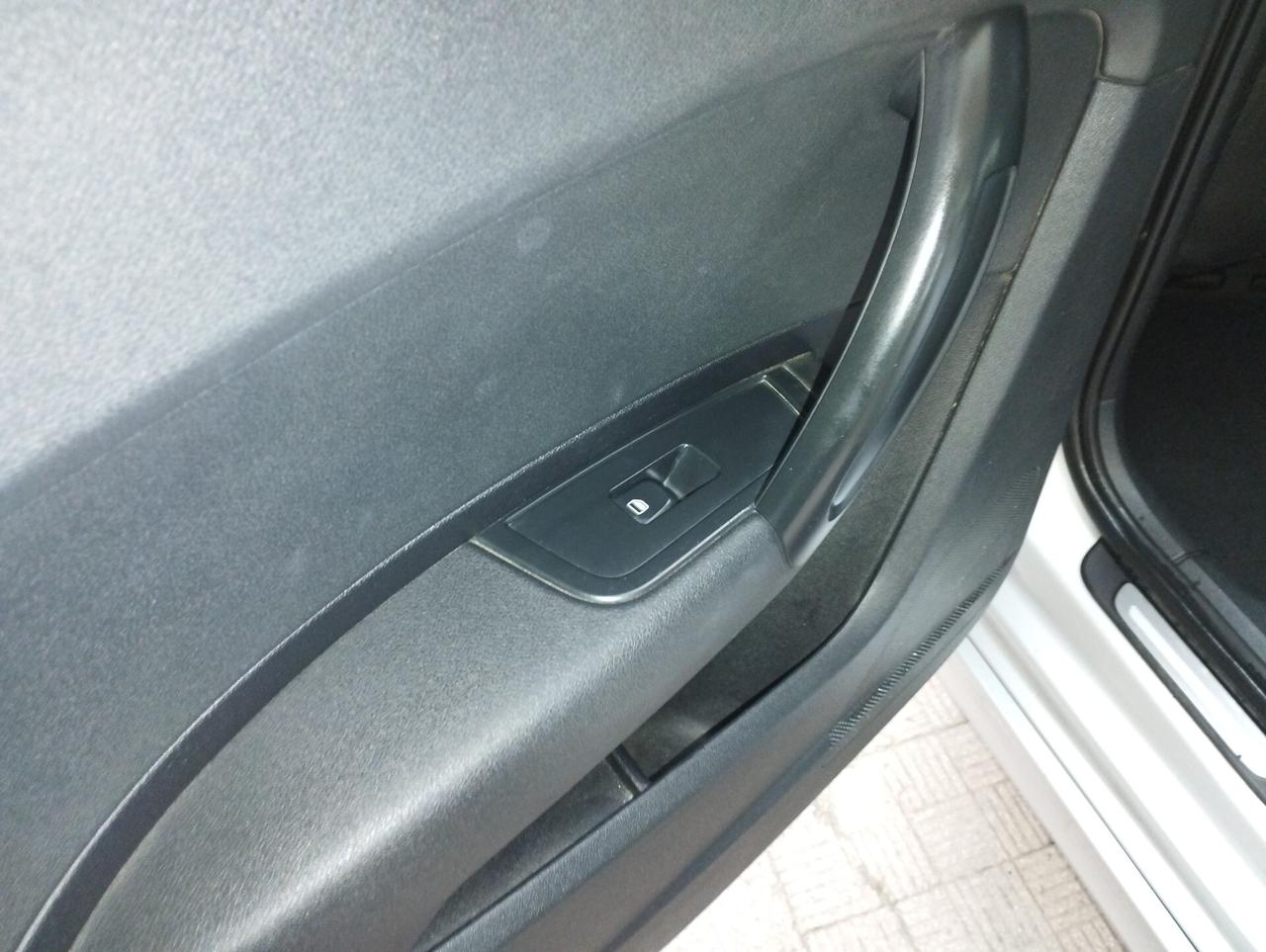 Audi A1 SPB 1.6 TDI S line edition