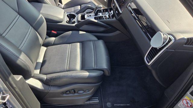 PORSCHE Cayenne 3.0 V6 E-Hybrid PERMUTE IVA ESPOSTA TETTO APRIB.