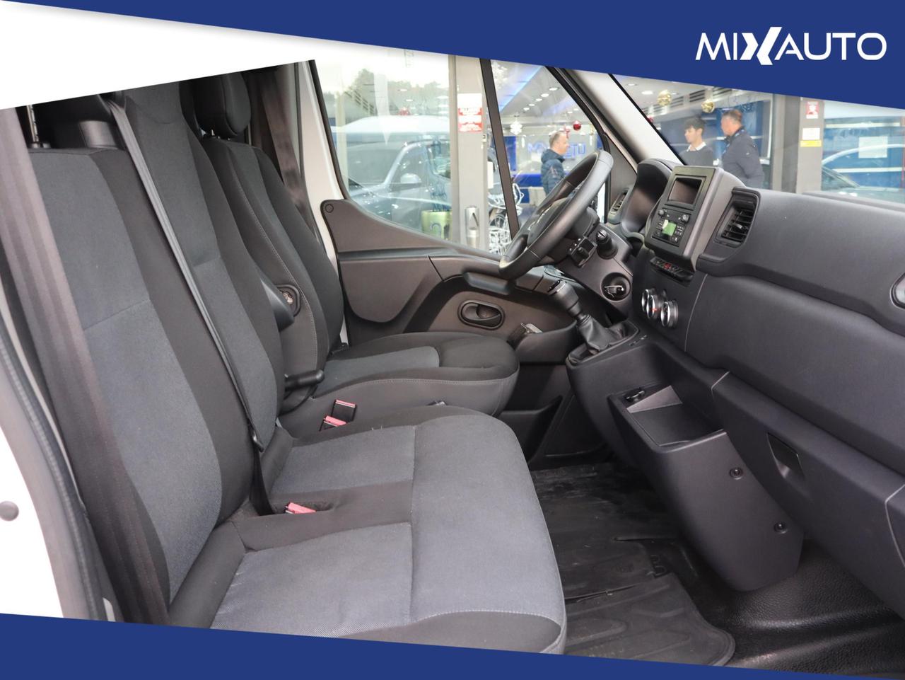 RENAULT Master T28 2.3 dci 135cv L1H1 Ice