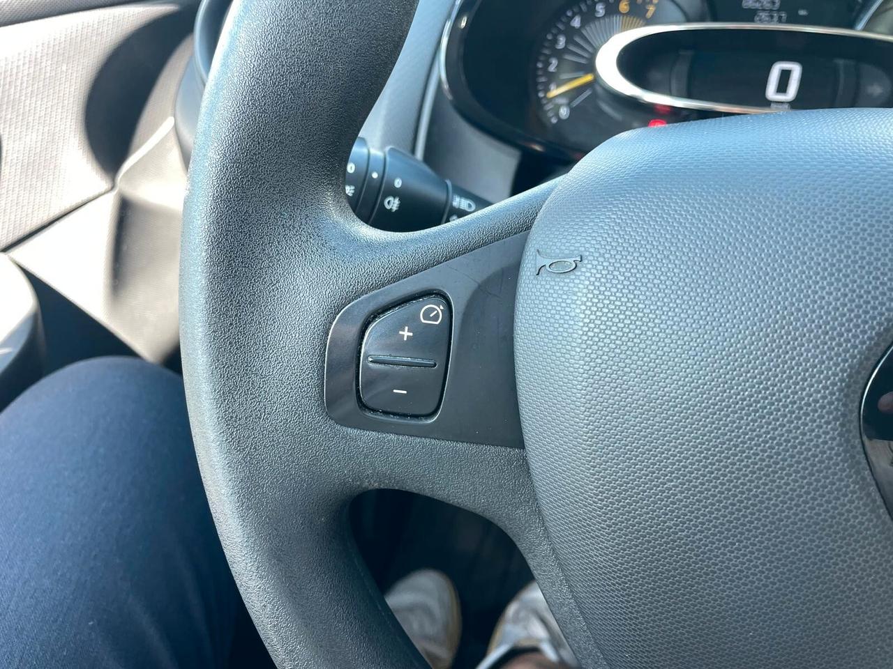 Renault Clio 1.2 75CV 5 porte Live