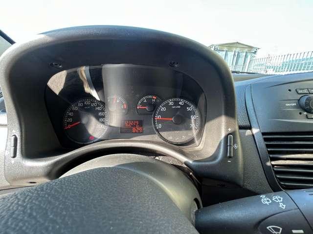 Fiat Punto 5p 1.3 MJT Active VAN Autocarro 4 posti