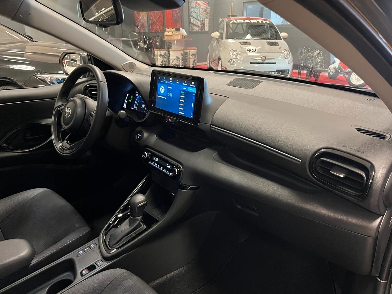Toyota Yaris 1.5 Hybrid 5 porte Trend