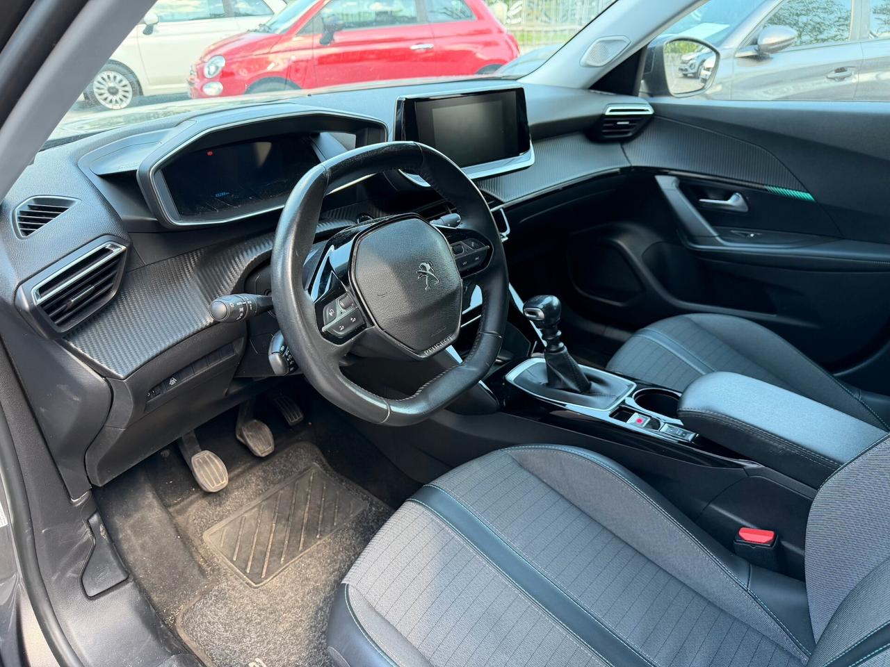 Peugeot 2008 PureTech 100 S&S Allure