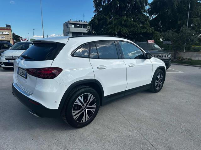 MERCEDES-BENZ GLA 200 d Automatic Progressive Advanced Plus