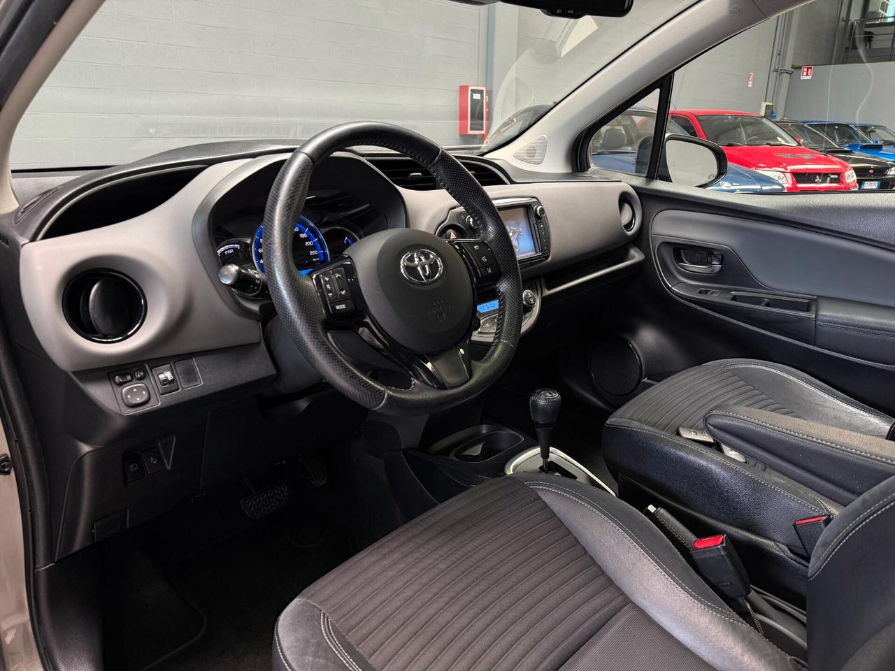 Toyota Yaris 1.5 Hybrid 5 porte neopatentati