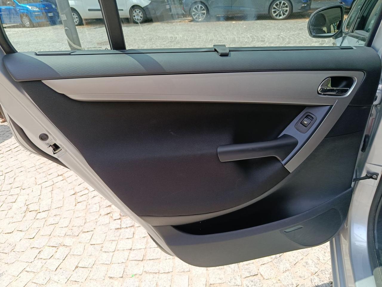 Citroen Grand C4 Picasso 1.6 HDi 110 Seduction #6127