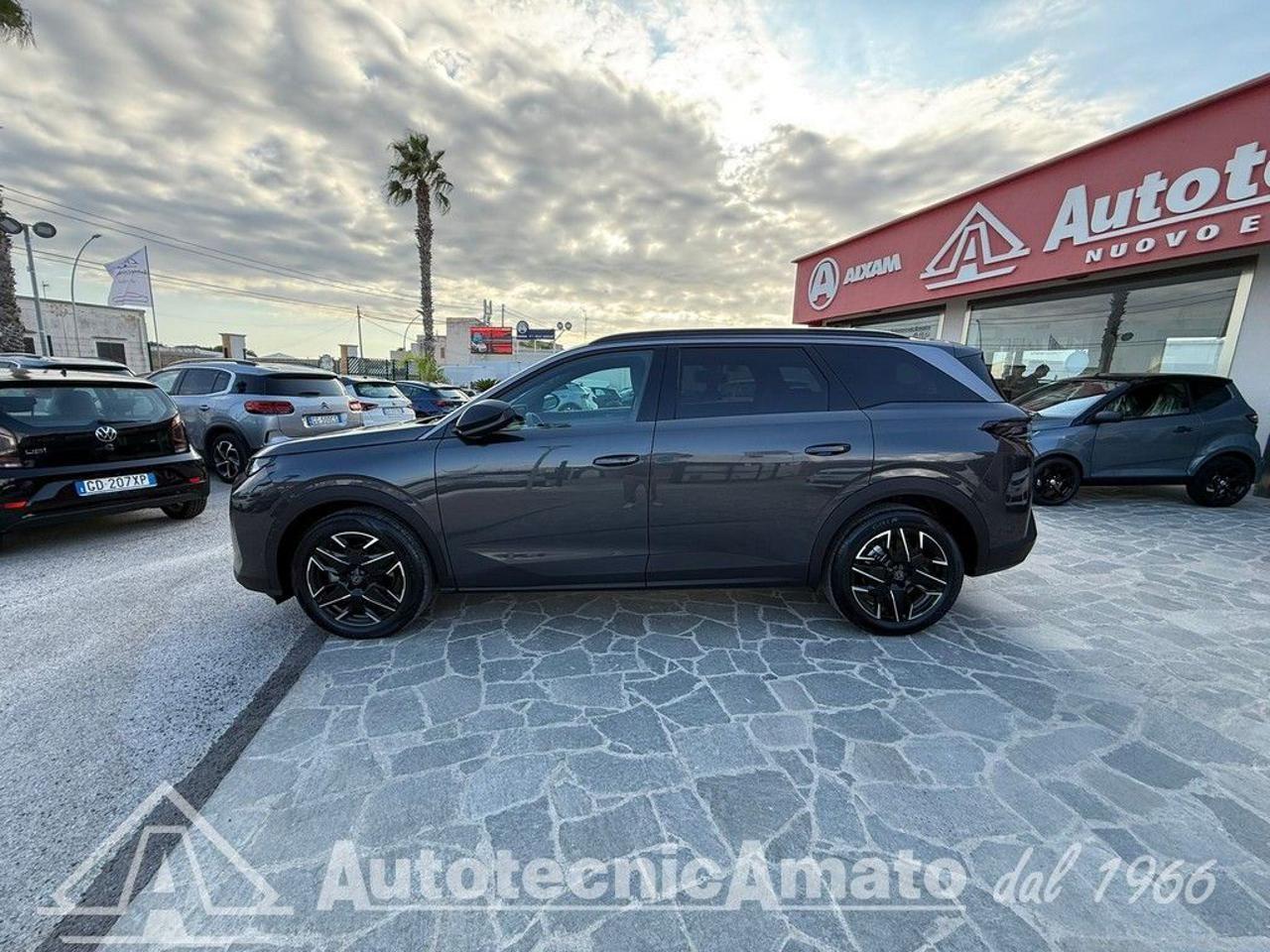 Peugeot 5008 Plug-in Hybrid 195 e-DCS7 Allure