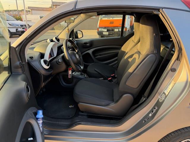 Smart ForTwo 70 1.0 twinamic cabrio Youngster