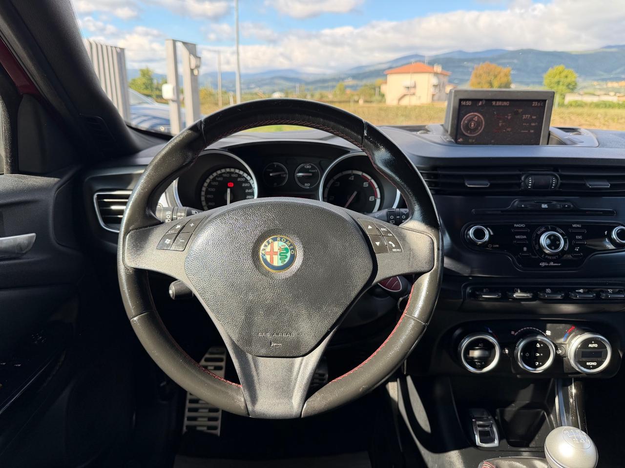 Alfa Romeo Giulietta 2.0 JTDm 170cv Tetto Panoramico