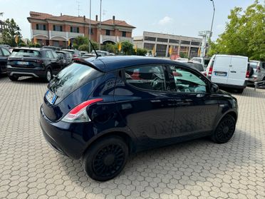 Lancia Ypsilon 1.0 FireFly 5 porte S&S Hybrid Ecochic Gold