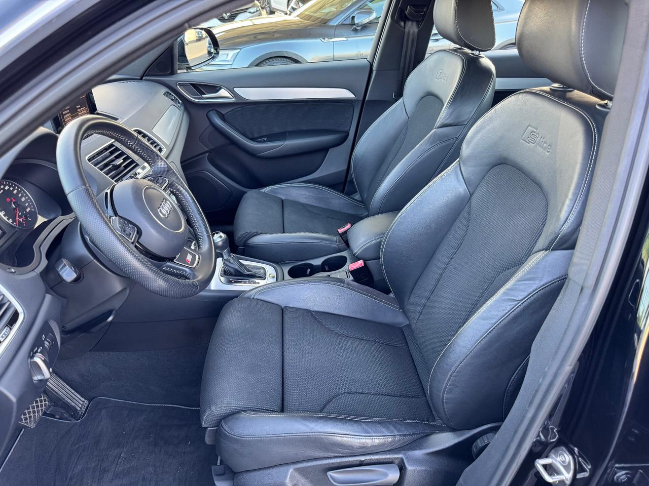 Audi Q3 2.0 TDI 120 CV S tronic S line Edition