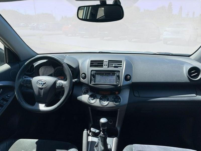 Toyota RAV4 2.2 D-4D 150cv 4 X 4 PREZZO VERO