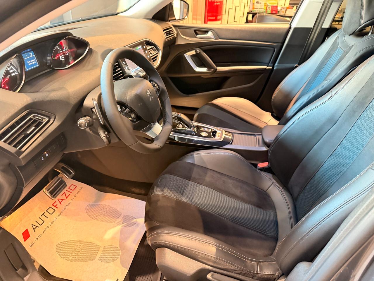 Peugeot 308 BlueHDi 130 S&S EAT8 GT