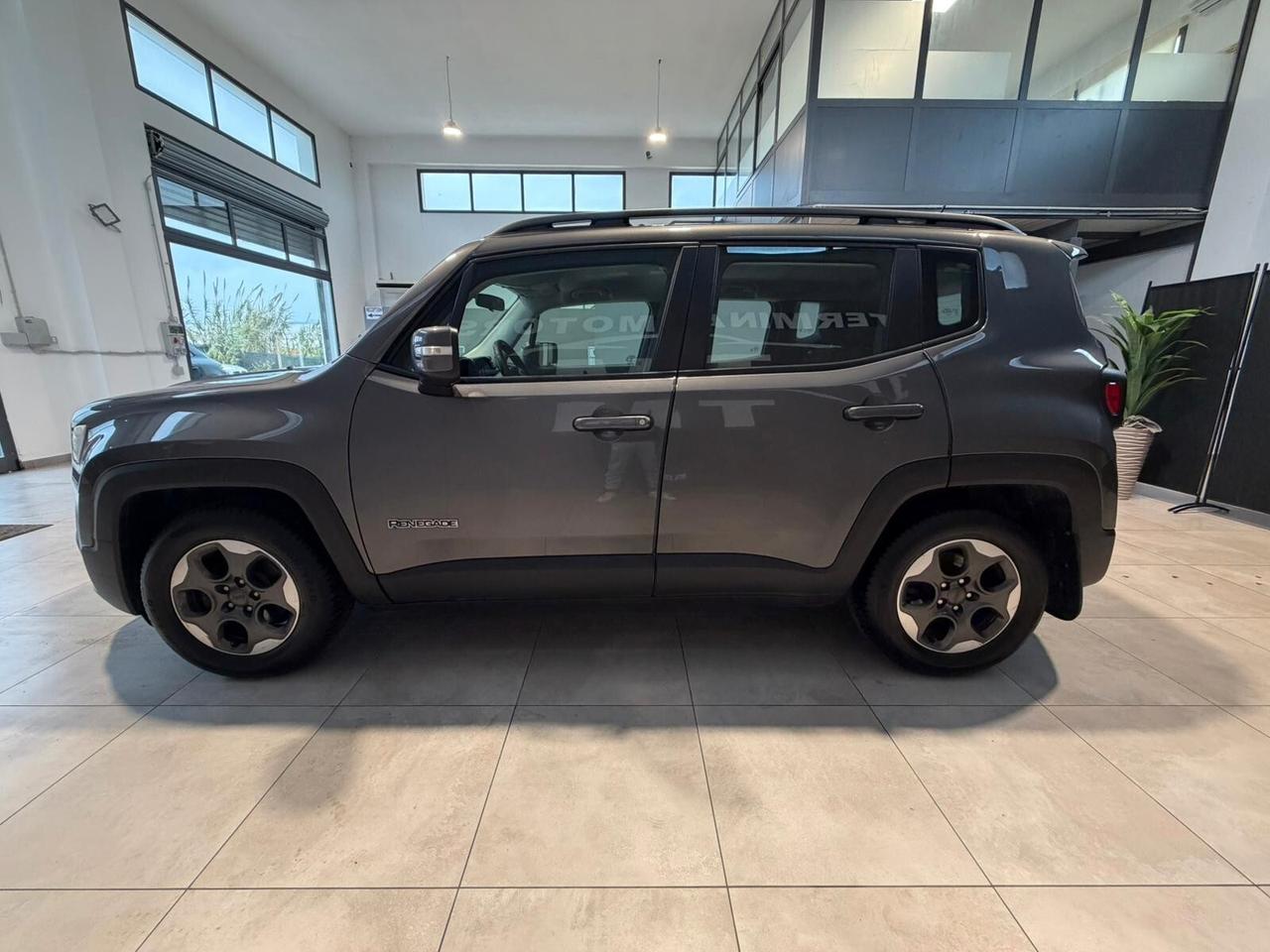 Jeep Renegade 1.6 Mjt DDCT 120 CV Business
